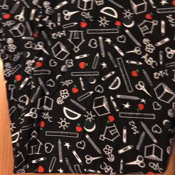 NEW‼️ College Student Super Soft Leggings TC⭐️ - Picture 3 of 4